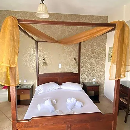 Hera Hotel