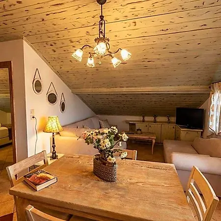Hera Hotel