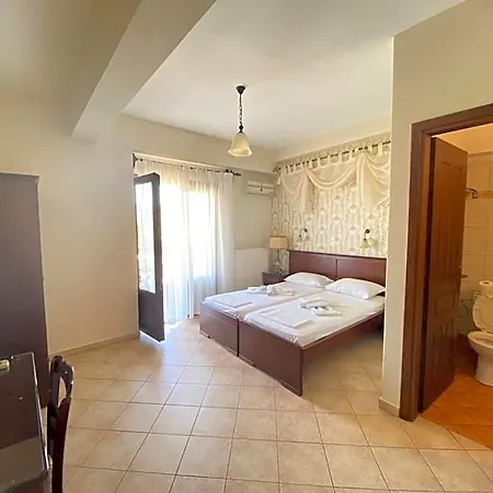 Aparthotel Hera *